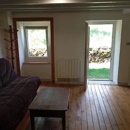 Maison Du Bourg בית נופש *